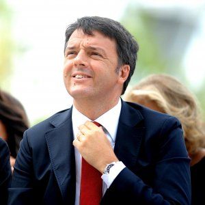 Unioni civili, ddl in aula al Senato. Renzi: "Non si può aspettare"