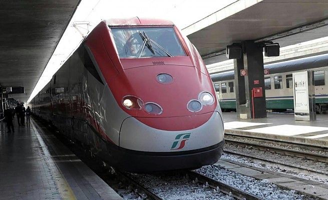 Una metro targata Ferrovie<br />Moretti mira ai trasporti romani