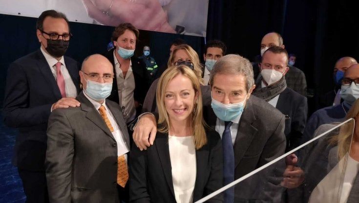 Meloni-Musumeci, è gelo: "La ricandidatura del governatore? Niente fughe in avanti"