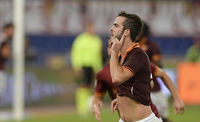 Primato in classifica e euforiama Totti infortunato preoccupa