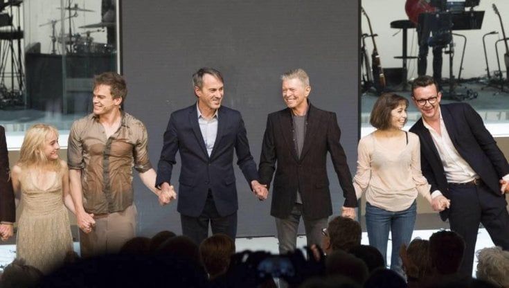 Tre giorni a teatro con David Bowie: va in streaming 'Lazarus', il testamento artistico del genio