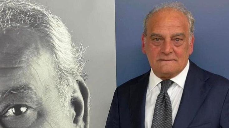 Frasi omofobe, Alfano sospeso dall’università di Salerno. Il candidato sindaco piange: “Rinuncio alla campagna elettorale”