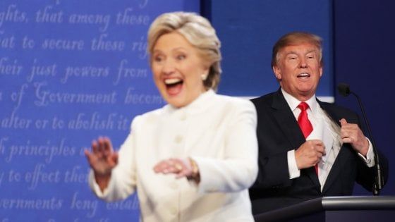 Elezioni Usa, l'ultimo dibattito Clinton-Trump è quasi una rissa