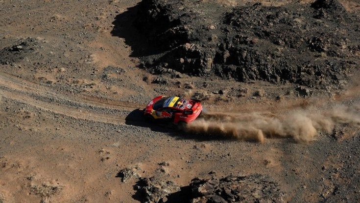 Dakar, Loeb vince la settima tappa. Moto, van Beveren nuovo leader