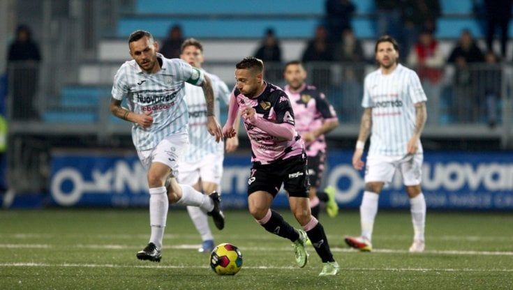 Palermo ancora un flop fuori casa: i rosa sbagliano e il Francavilla vince 2 a 1