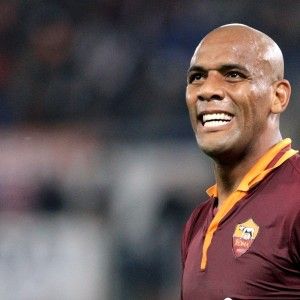 Maicon: "A queste provocazioni si risponde col pallone"