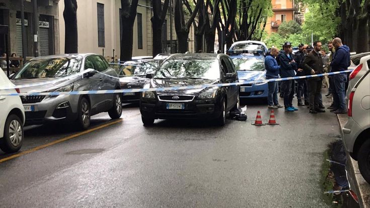 Dopo la sparatoria di Milano, la violenza delle nuove gang. Nel grande mercato della droga ora si uccide per lo spaccio 