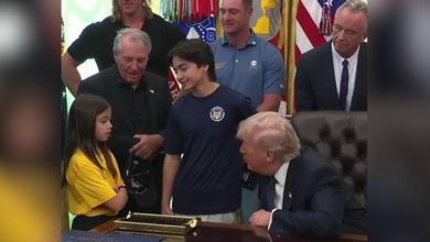 Trump alla bimba: "Troppo bassa per la pallavolo. Meglio il calcio"