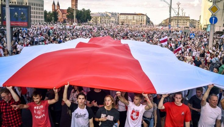 I dittatori hanno gettato la maschera, ovvero perché la rivoluzione bielorussa è fallita