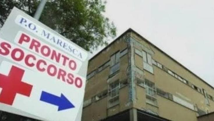 Torre del Greco, le propone ultimo incontro e la massacra di botte poi la raggiunge in ospedale
