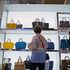 I magazzini Macy's tagliano<br /> negozi e puntano sul web