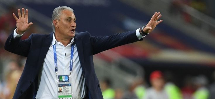 Brasile, Tite: "Favoriti? Pensiamo a crescere". Krstajic: "Abbiamo fatto il massimo"