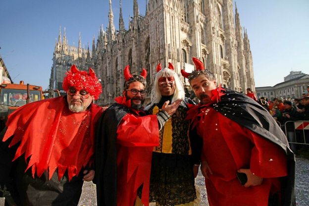 Milano, in migliaia al Carnevale ambrosiano