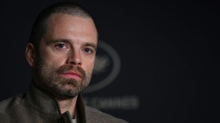 Sebastian Stan contro Trump: “L’America in una brutta situazione: censura, minacce. Era già scritto”