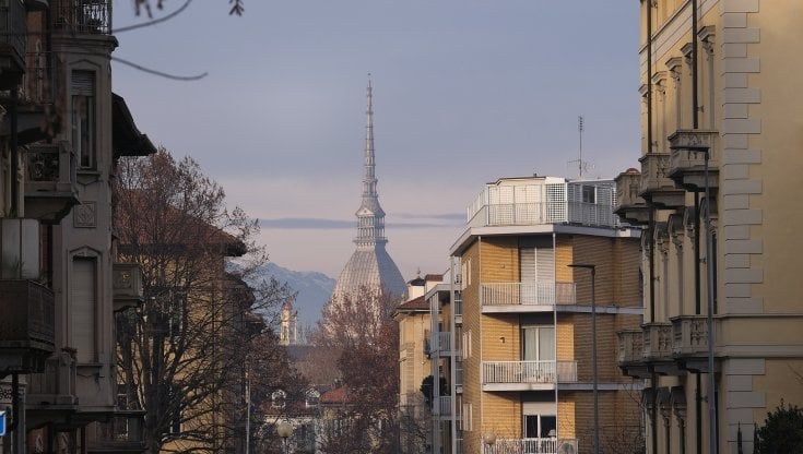 E' tempo di divieti anti-smog prima dei razionamenti: da oggi limitazioni al traffico in 76 Comuni