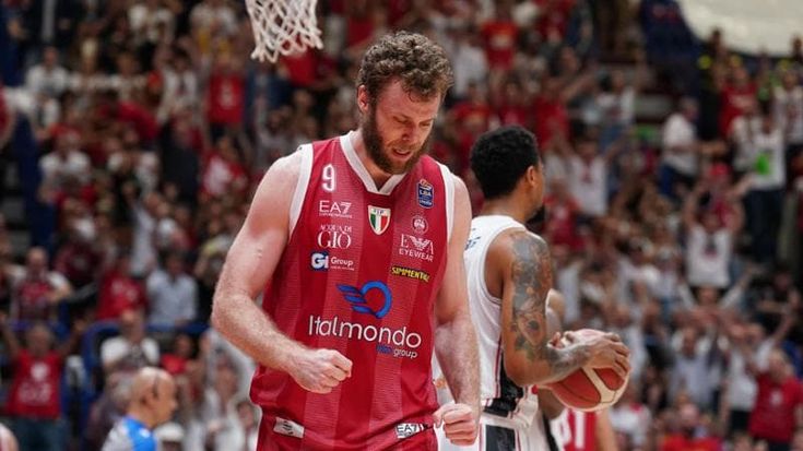 Basket, è addio tra Milano e Melli