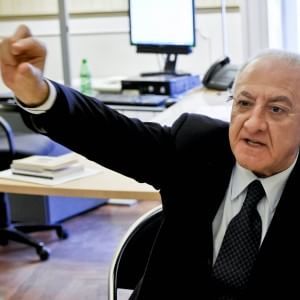 Via libera di Delrio a De Luca: "E' il nostro candidato, ha vinto le primarie"