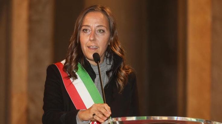 La sindaca di Firenze Sara Funaro: “I Comuni non accettano tagli imposti da chi aiuta gli evasori”