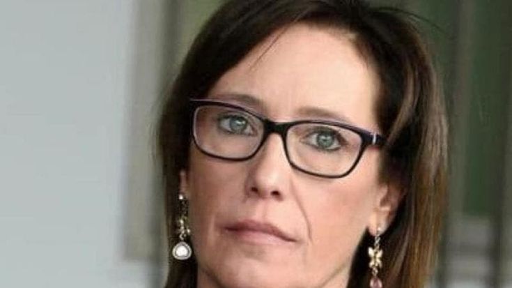 Cubano pestato dai poliziotti a Termini: Ilaria Cucchi porta il caso in Parlamento