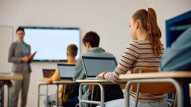 A Parma la lezione di Gert Biesta: “La scuola torni santuario libero dalla tirannia della produttività e dell’utile”