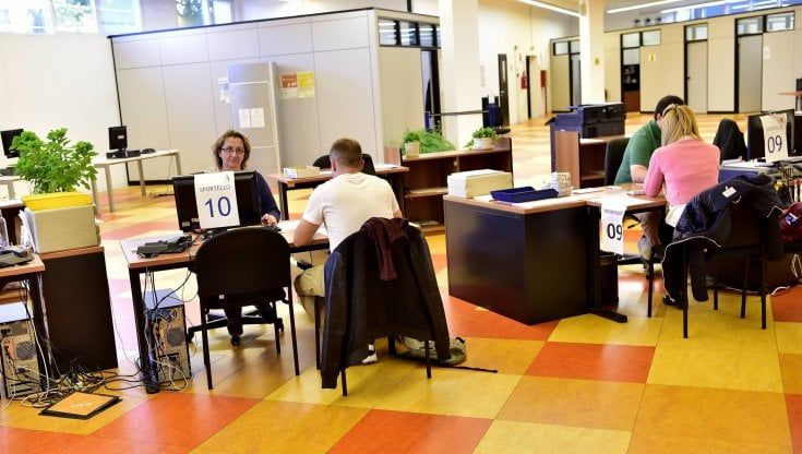 I fondi del Pnrr, 100 milioni per avviare al lavoro 70 mila lombardi in difficoltà