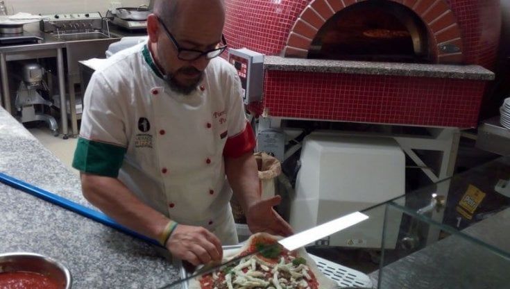 Bollette quintuplicate, ristoratori al bivio: chi chiude e chi rincara