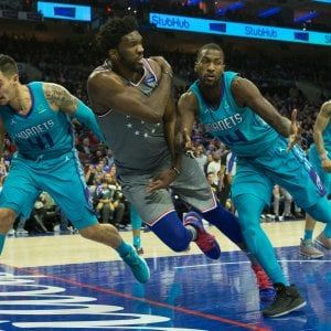 Basket, Nba: Embiid trascina Philadelphia, Denver ko. Bene Utah