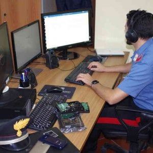 Coronavirus, clona logo di tv locale catanese e semina il panico sul web