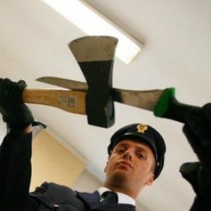 Catania, blitz contro la mafia nigeriana: venti arresti