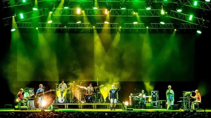 Elio e le storie tese al Rugby Sound festival con il loro concerto con la scaletta “alla carta”