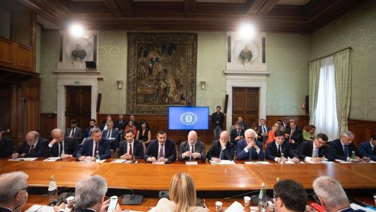 Scontro nel governo sul dopo alluvione. E Salvini si arrabbia davanti ai sindaci
