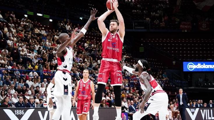Basket, Serie A: vincono Milano, Sassari e Venezia. Colpo di Pesaro a Brindisi