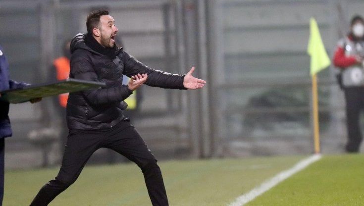 Sassuolo, De Zerbi: "Ci aggrappiamo con le unghie alla classifica"