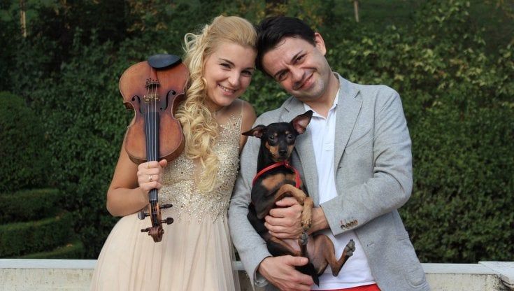 Lei russa, lui ucraino: “Dai nostri violini una musica per la pace”