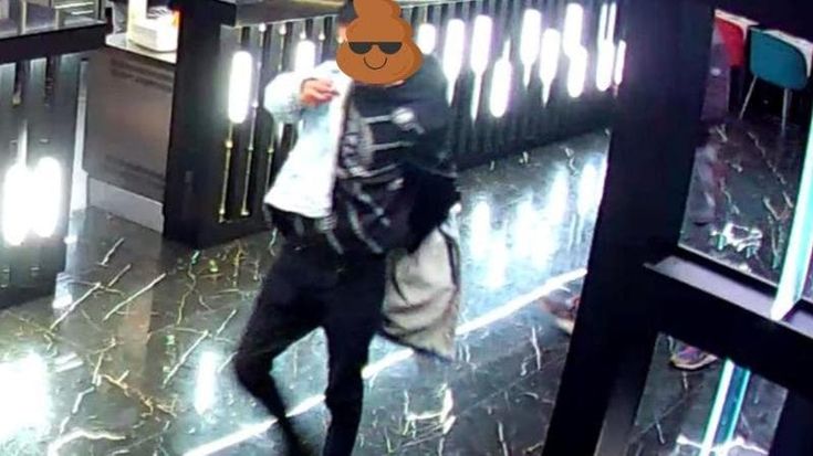 Scappano dal ristorante senza pagare, il titolare posta un video della fuga e loro tornano a saldare