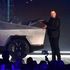 Tesla CyberTruck: il pickup diventa una supercar. Elon Musk stupisce ancora