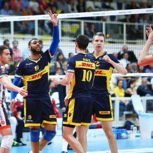 Volley, semifinali play off: Civitanova crolla, Trento cade in casa. Perugia e Modena vedono la finale