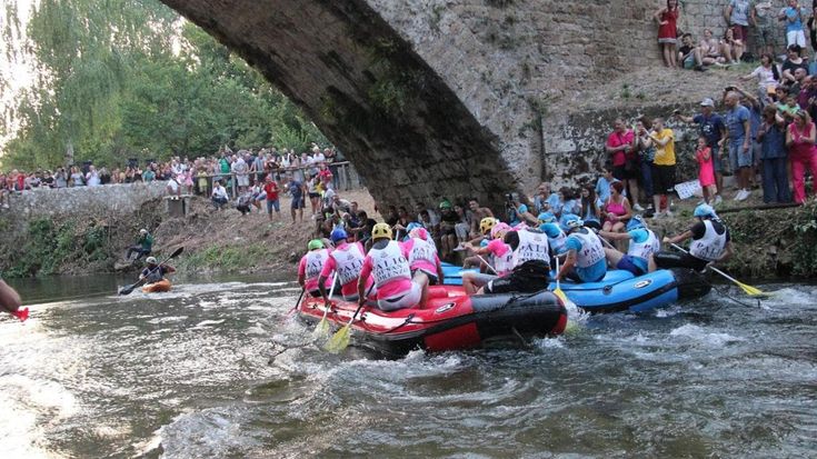 Torna il palio di rafting tra gli otto rioni di Subiaco