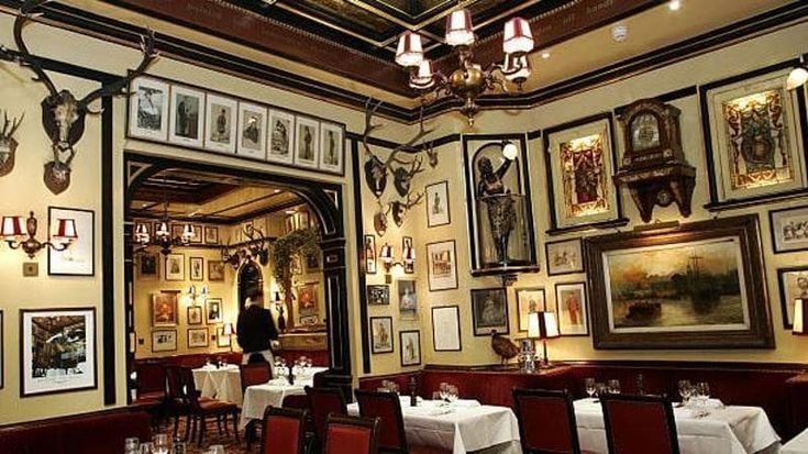Rules, il più antico ristorante di Londra, diventa un monumento nazionale. Donato al National Trust per 11 milioni di sterline