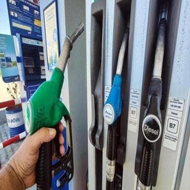 Carburanti, proseguono i rialzi. Il diesel in autostrada a 2,34 euro