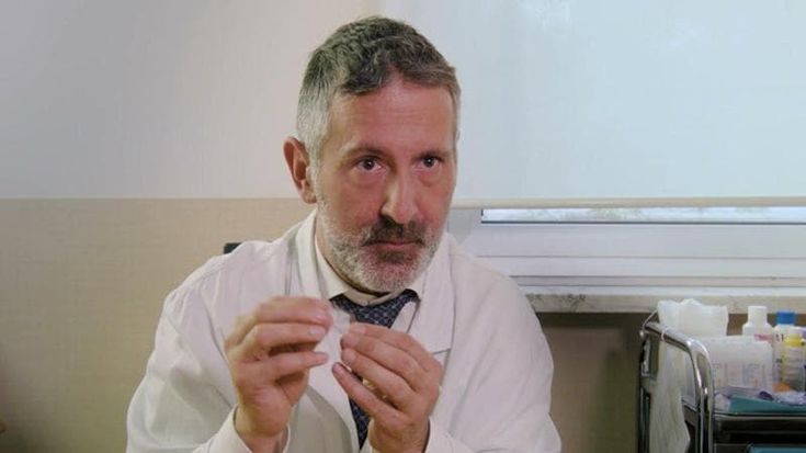 Il primario neurochirurgo: “Tifoso colpito in regione fronto-temporale destra: non sappiamo da cosa”