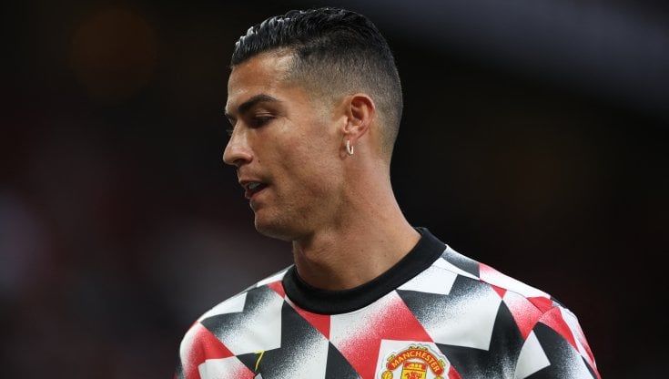 Ronaldo e il telefono distrutto a un bambino. "E' l'uomo più arrogante che abbia conosciuto"