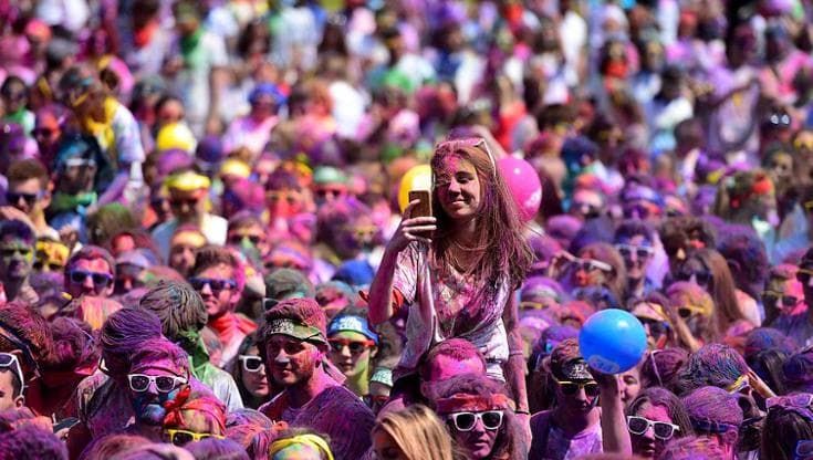 Le foto sul tuo smartphone non le hai fatte tu. Se il telefono riscrive i ricordi a nostra insaputa