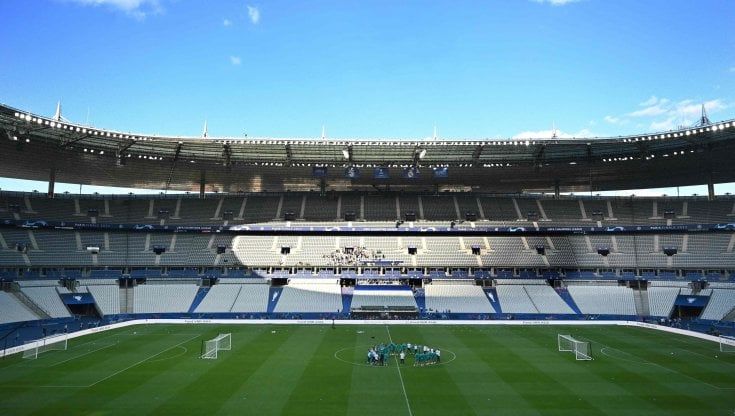 Finale Uefa Champions League, Camila Cabello regina della cerimonia d'apertura