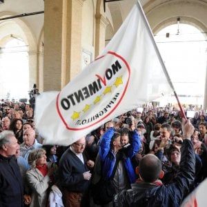Il M5s vota il programma lavoro: "Togliere incrostazioni potere dei sindacati"