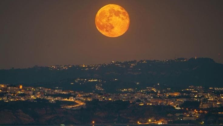 Stregati dalla Superluna