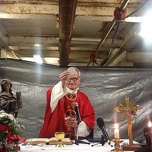 Messa di Santa Barbara nella galleria Tav di Chiomonte