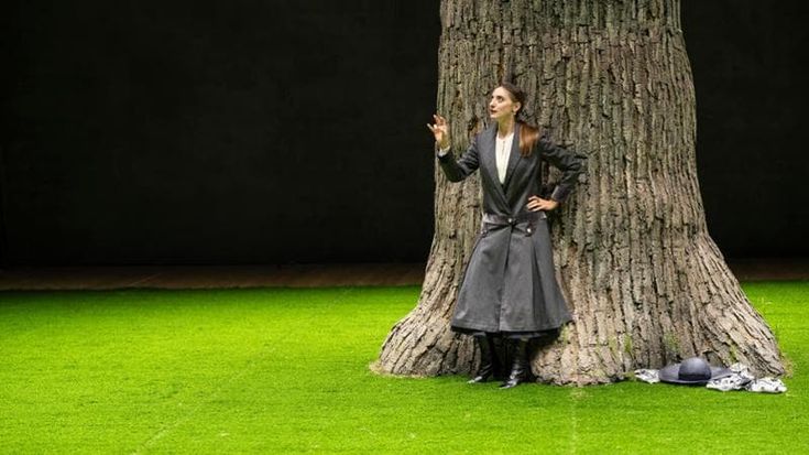 Le mutazioni di Orlando, al Teatro Studio Melato un inno alla libertà e alla scrittura