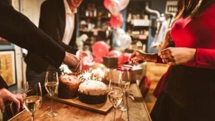 Ma le bollicine si abbinano al panettone? Meglio scegliere vini dolci, vermouth e passiti