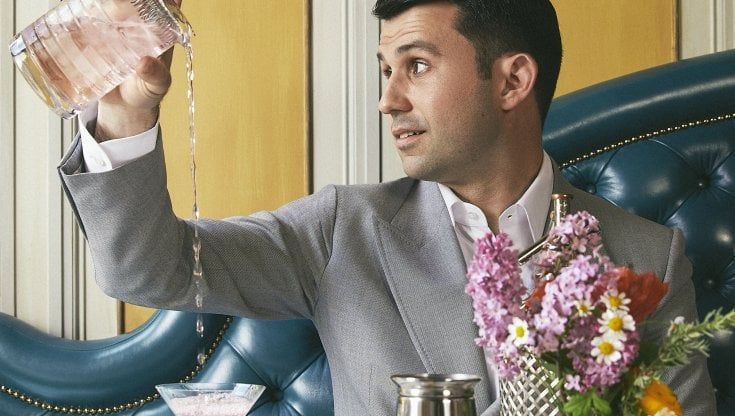 Gucci adesso firma il cocktail di lusso: Elisir d'Elicriso. Una bottiglia 140 euro
